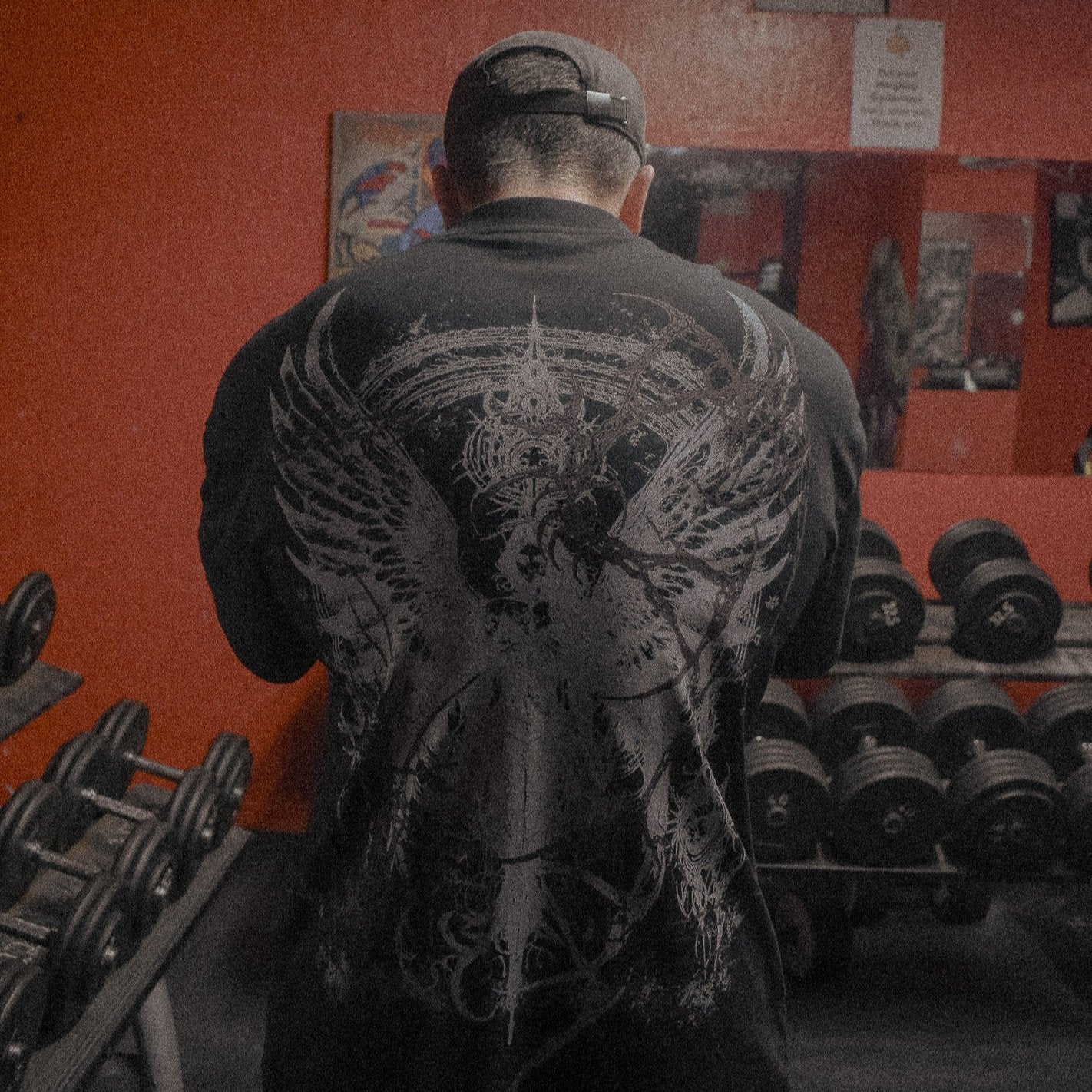 ANGEL OF GLORY OVERSIZED TEE - BLACK
