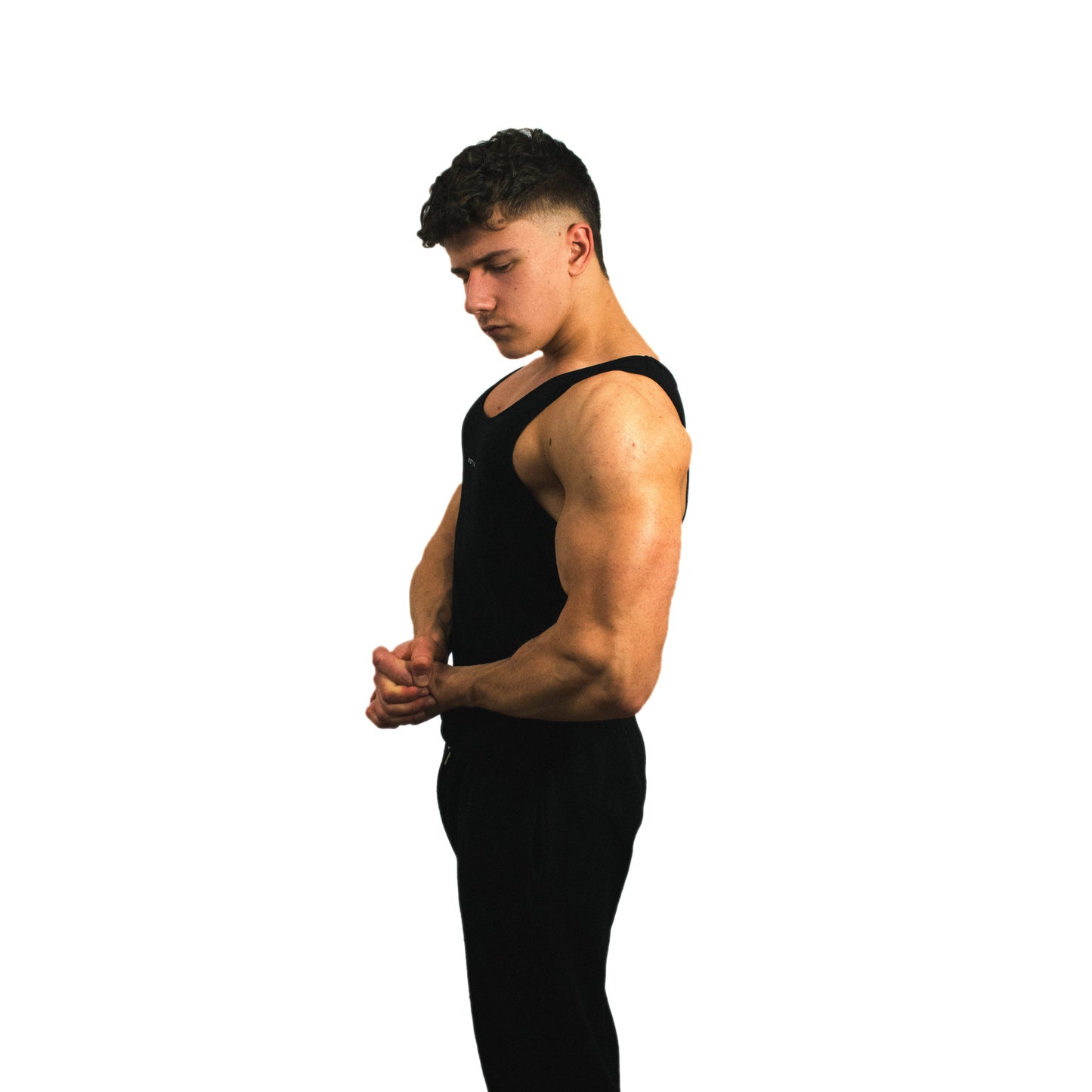 ESSENTIALS FITTED VEST - BLACK